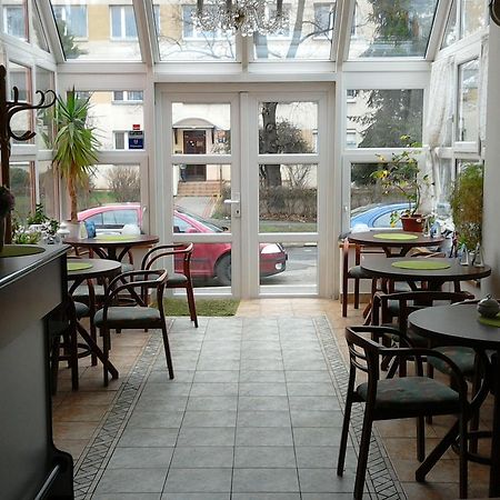 Skalka Hotel Прага Екстериор снимка